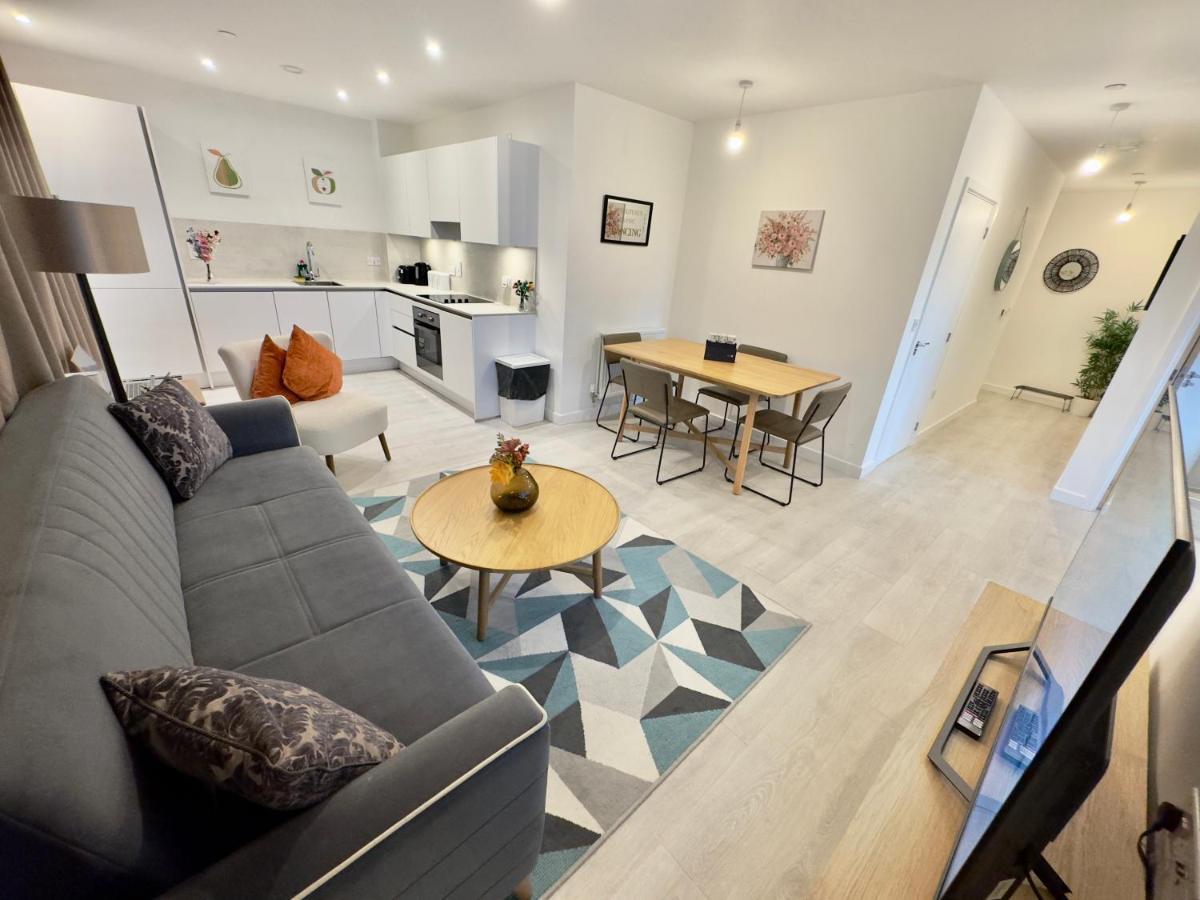3Bedroom, 2Bathroom, Balcony,Luxury Flat Westfield Londres Exterior foto